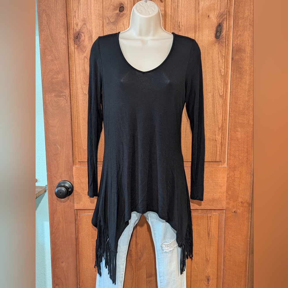 VENUS Black Asymmetrical Tunic Top